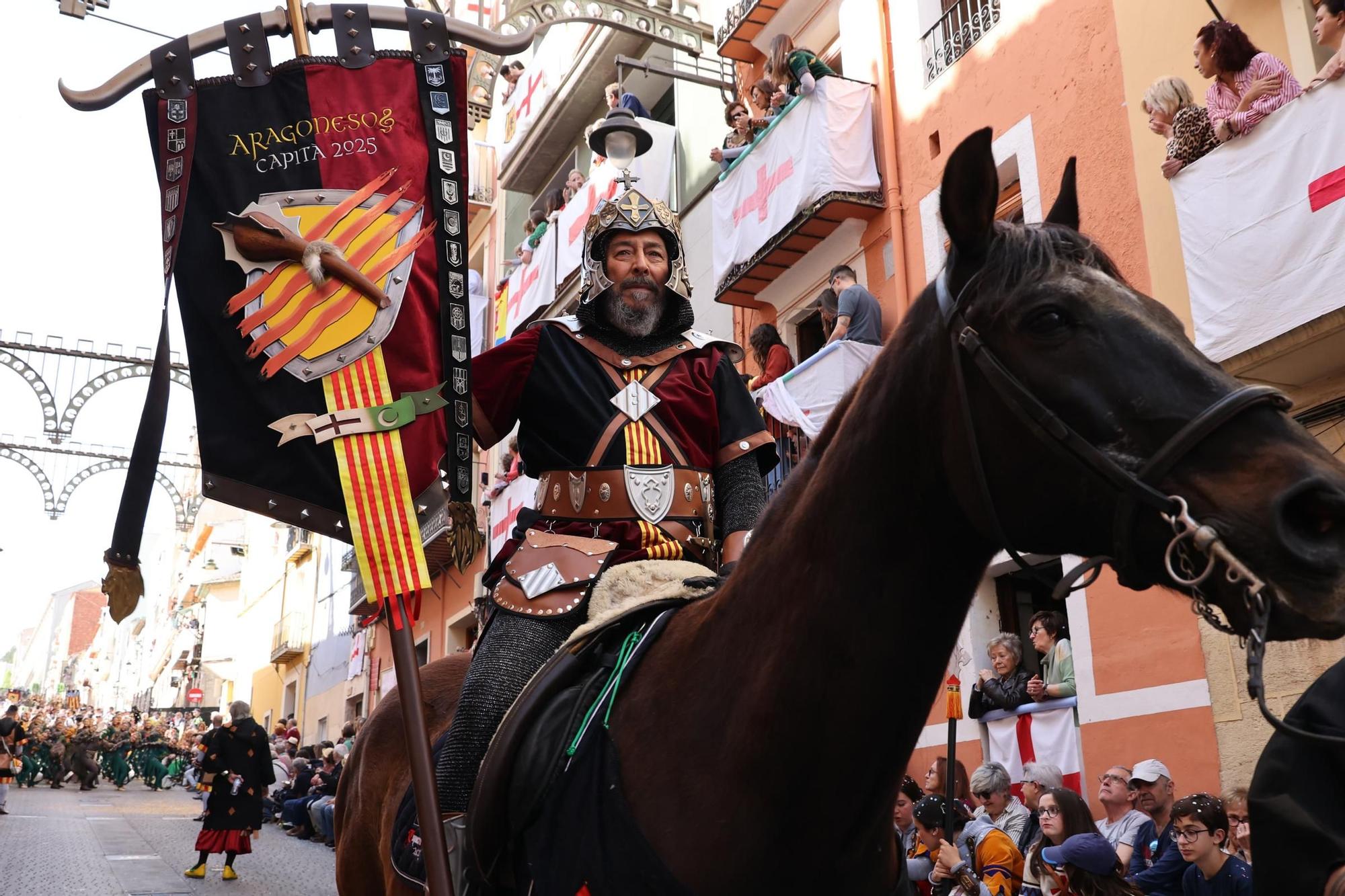 Así es la entrada de las tropas cristianas por Alcoy