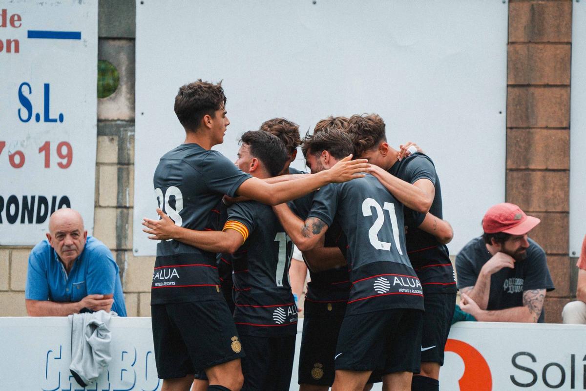 Rcdm L'Entregu-Mallorca B, las imágenes del triunfo (1-2) del filial ...