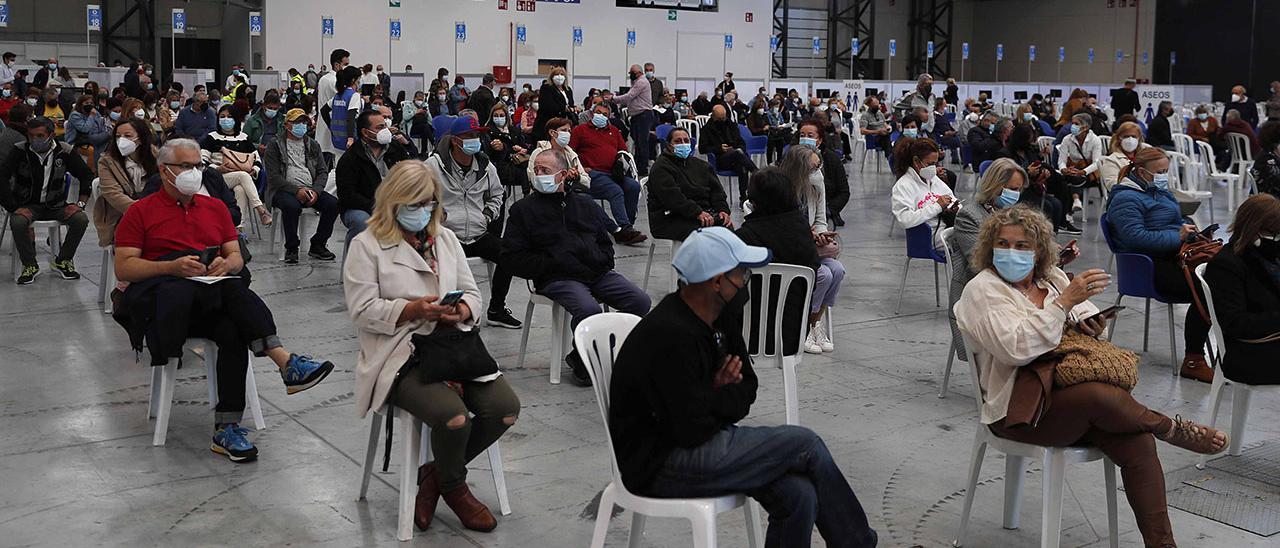 Vacunación masiva en el Ifevi, el pasado mes de abril