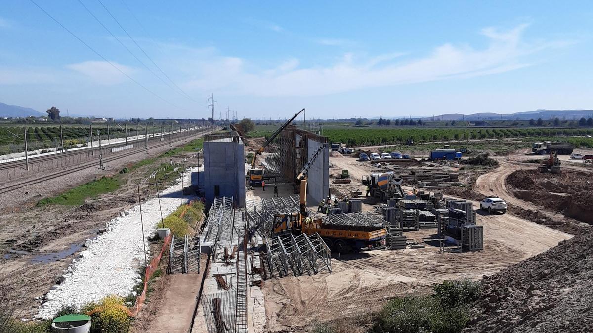 Ejecución de las obras del baipás de Almodóvar del Río.