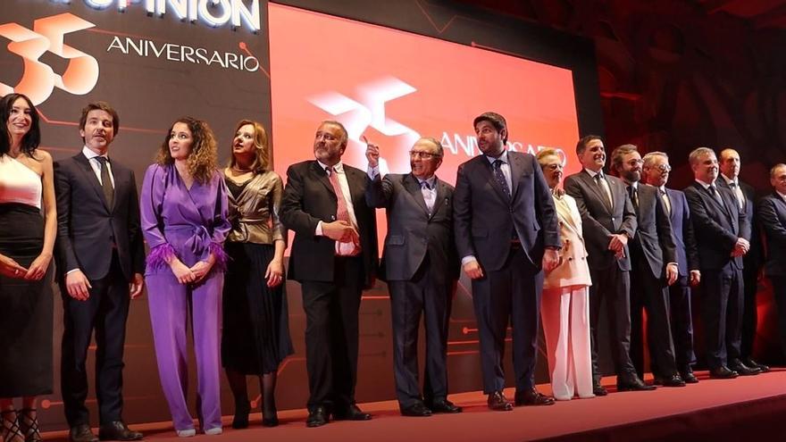 Clausura de la gala del 35 aniversario de La Opinión.