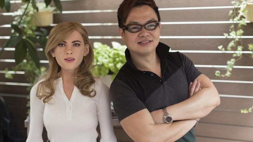 Un diseñador de Hong Kong crea una androide idéntica a Scarlett Johanson