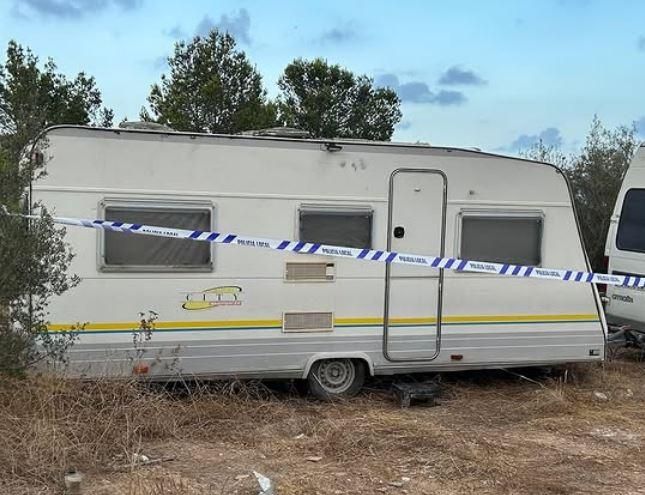 Galería: Nueva actuación de la Policía Local de Ibiza contra los asentamientos en Ibiza