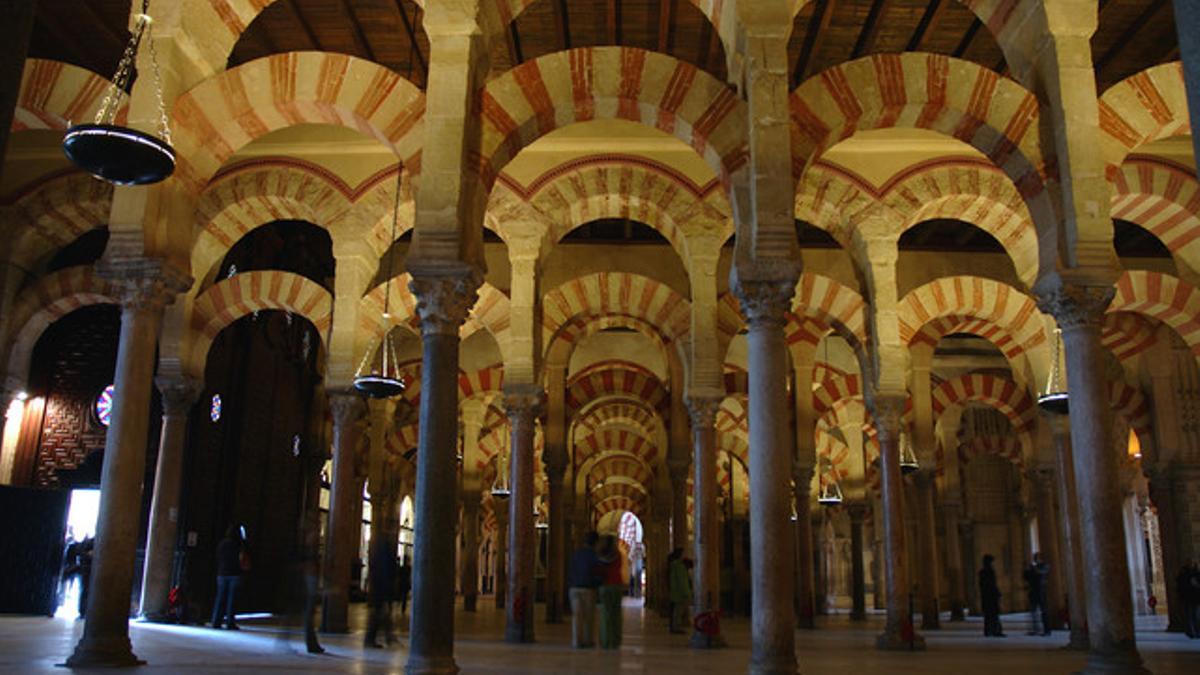 Imagen promocional del interior de la mezquita de Córdoba.