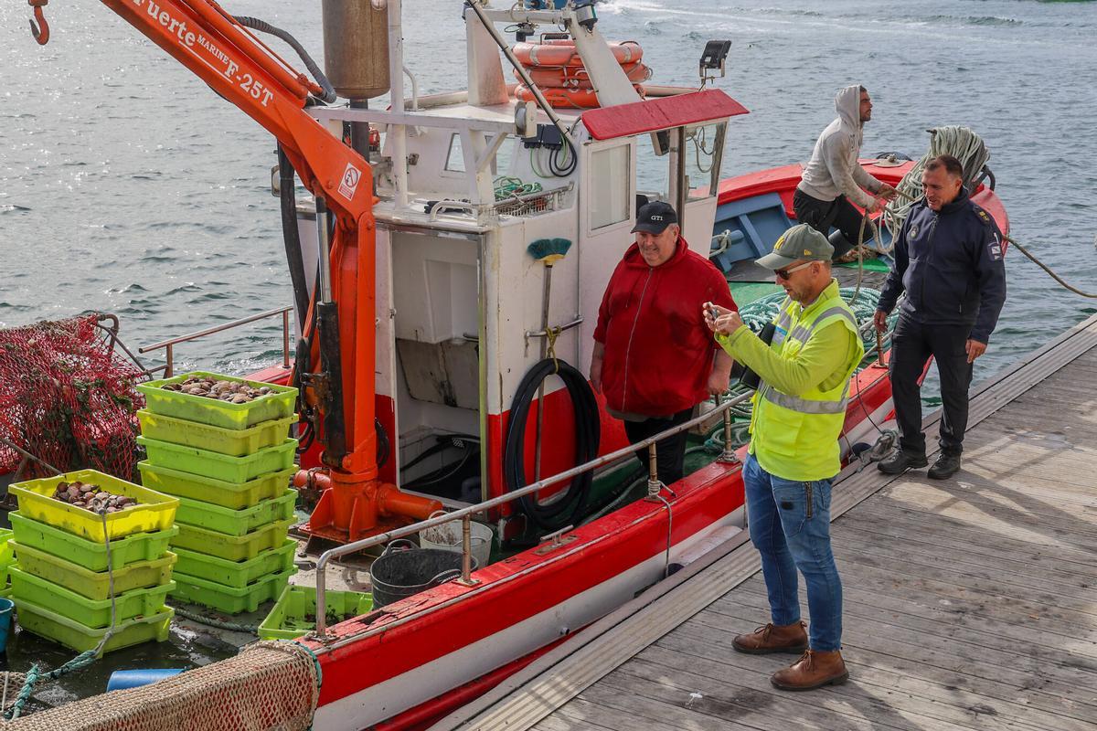 La supervisión de las descargas en el punto de control.