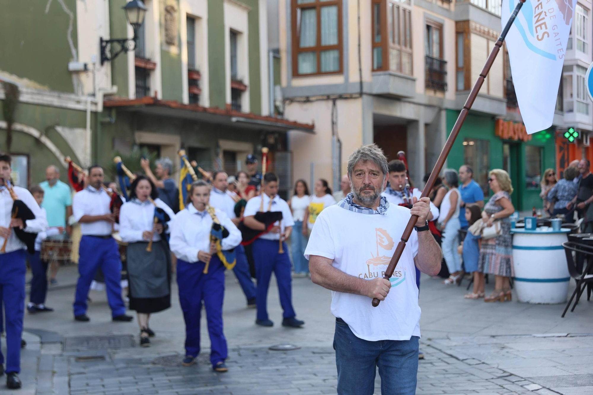 EN IMÁGENES: La procesión de "la llamada de la mar" en el Carmen de Luanco
