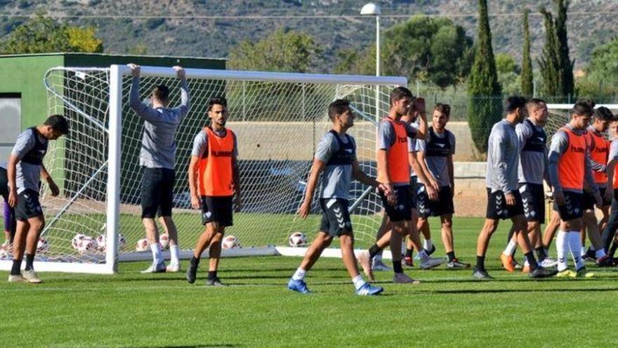 El Castellón vuelve a entrenarse en Marina d&#039;Or