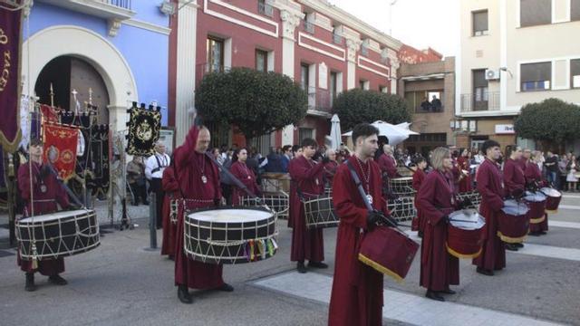 La Cofradía del Cristo Yacente de Torres celebra 25 años.