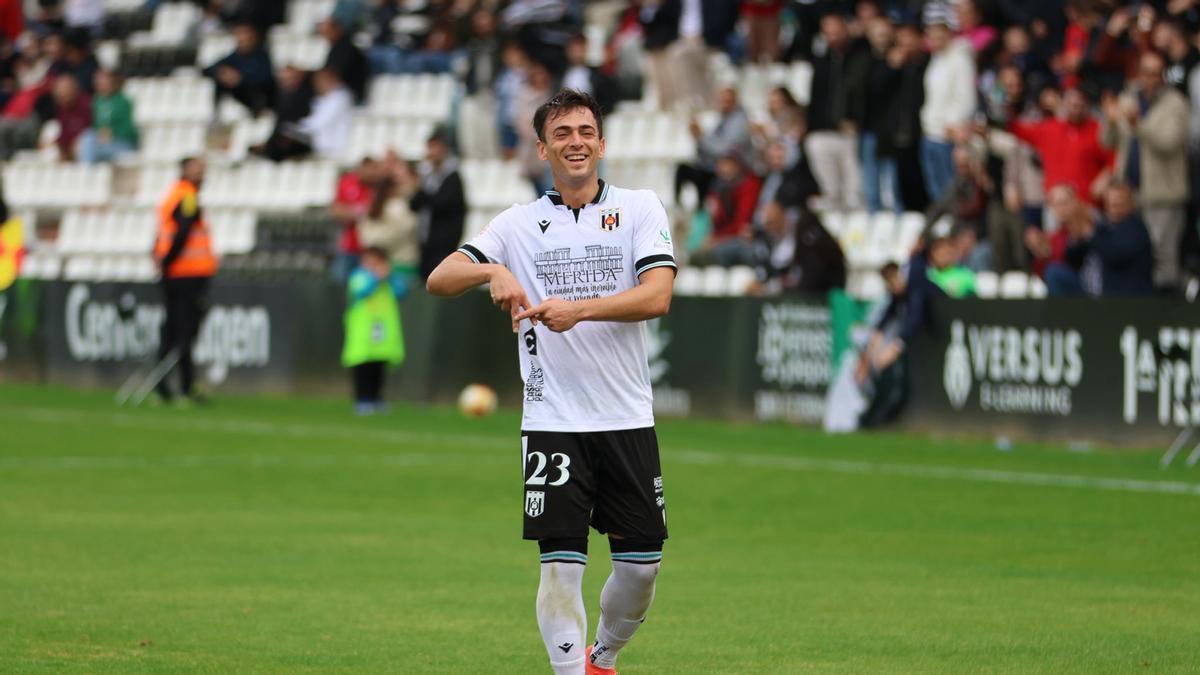 Vergés festeja un gol con el Mérida.