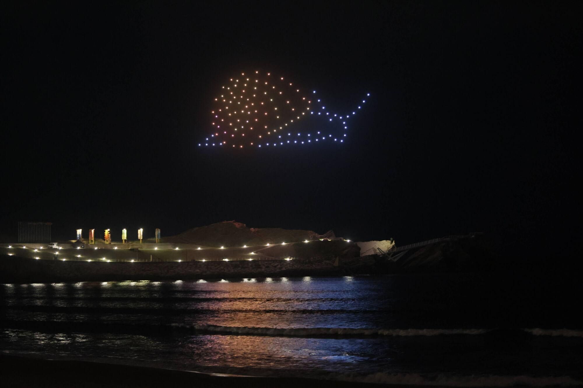 En imágenes: Así fue el show de drones sobre Salinas