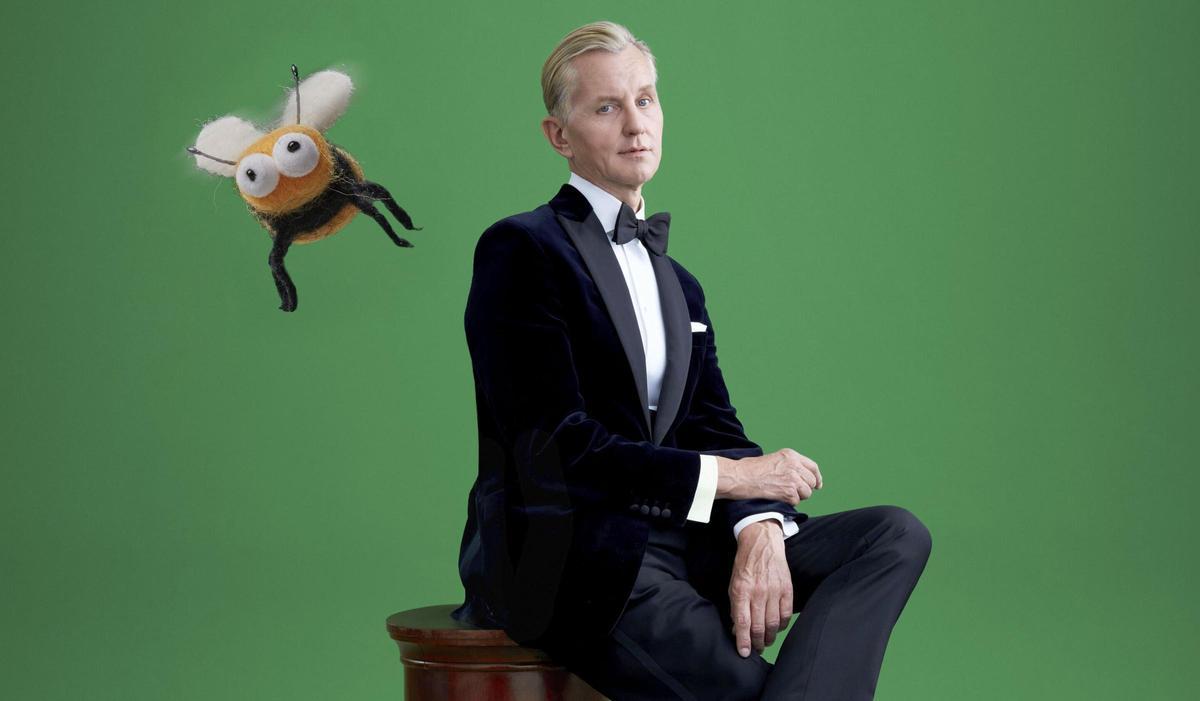 Max Raabe auf einem Promo-Bild für "Hummeln streicheln"-