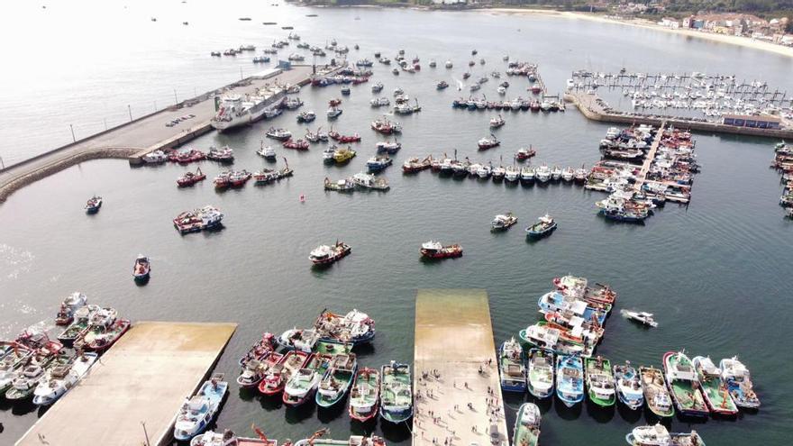 Los bateeiros vuelven a movilizarse, esta vez por mar