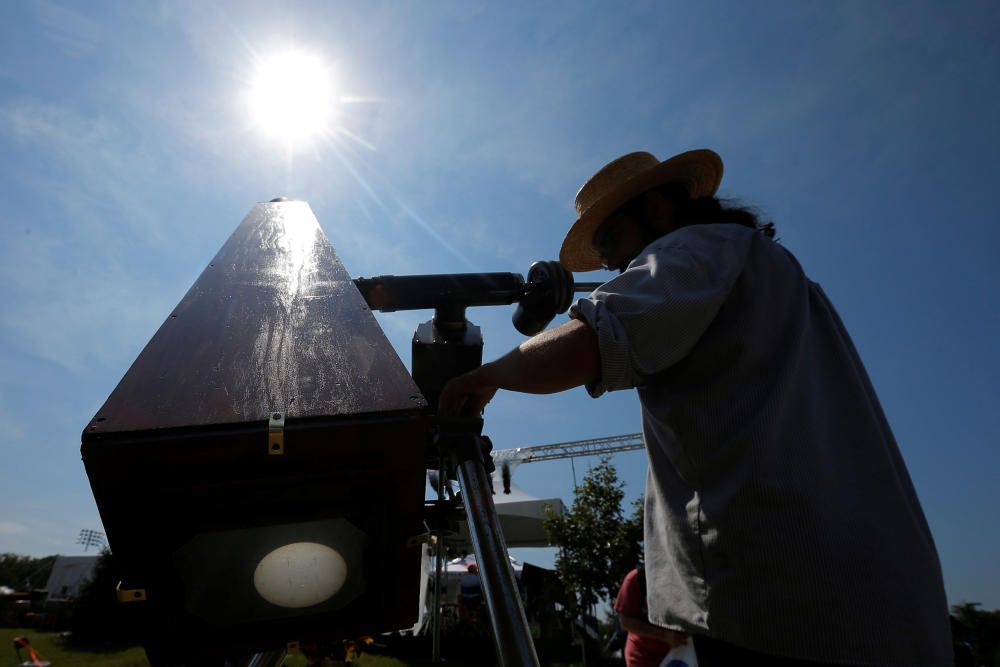 Las espectaculares imagen del eclipse de sol en Estados Unidos