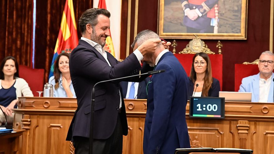 El pleno de Elche arranca con un edil nuevo y un acuerdo por unanimidad importante