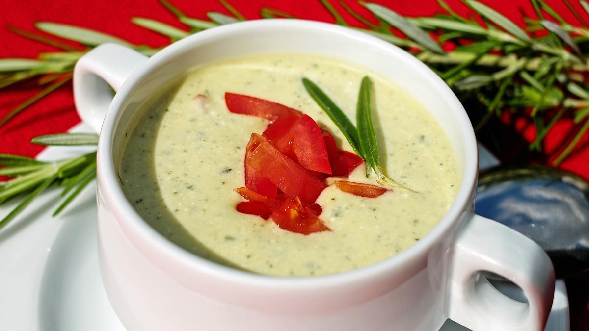 La sopa de coliflor te ayudará a adelgazar rápidamente.