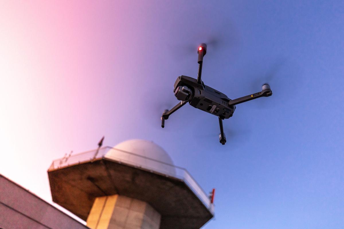 IA i drons per a situacions crítiques