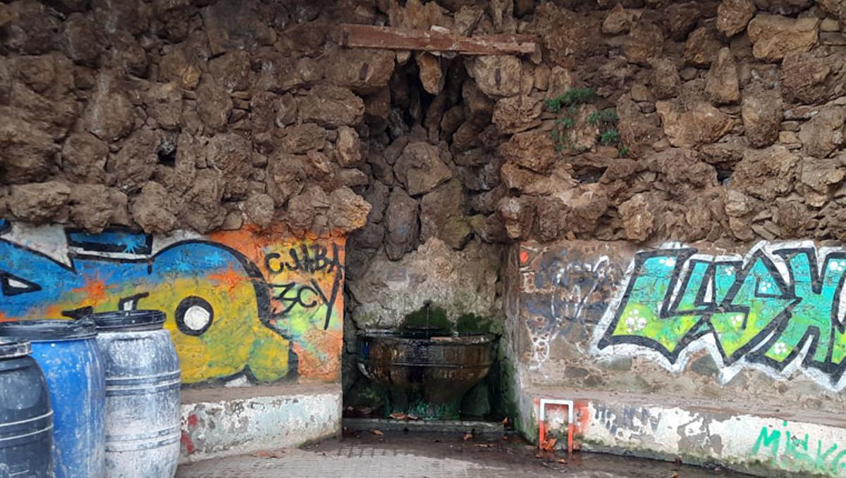 Elementos patrimoniales en obras de la plaza de la Font d’en Fargues