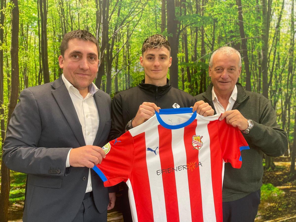 Joaquim Ros, de Ros Companys, Eric Montes i el president del club, Lluís Basiana