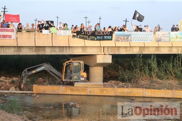 Protesta contra el estado del Mar Menor