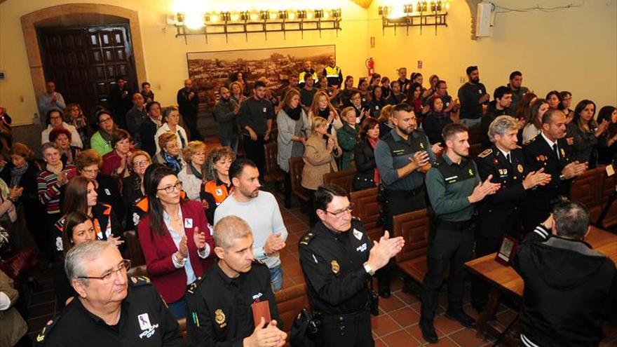 Homenaje y ‘no’ a la violencia de género