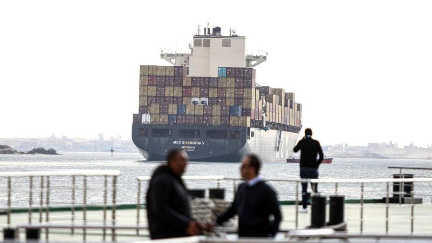 La crisis del mar Rojo congestiona los puertos con contenedores vacíos y dispara los fletes