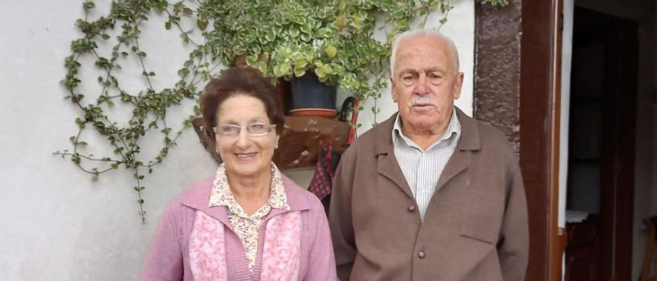 Balbina Martínez y José Luis Corteguera, ayer, en Montealea. | María Villoria