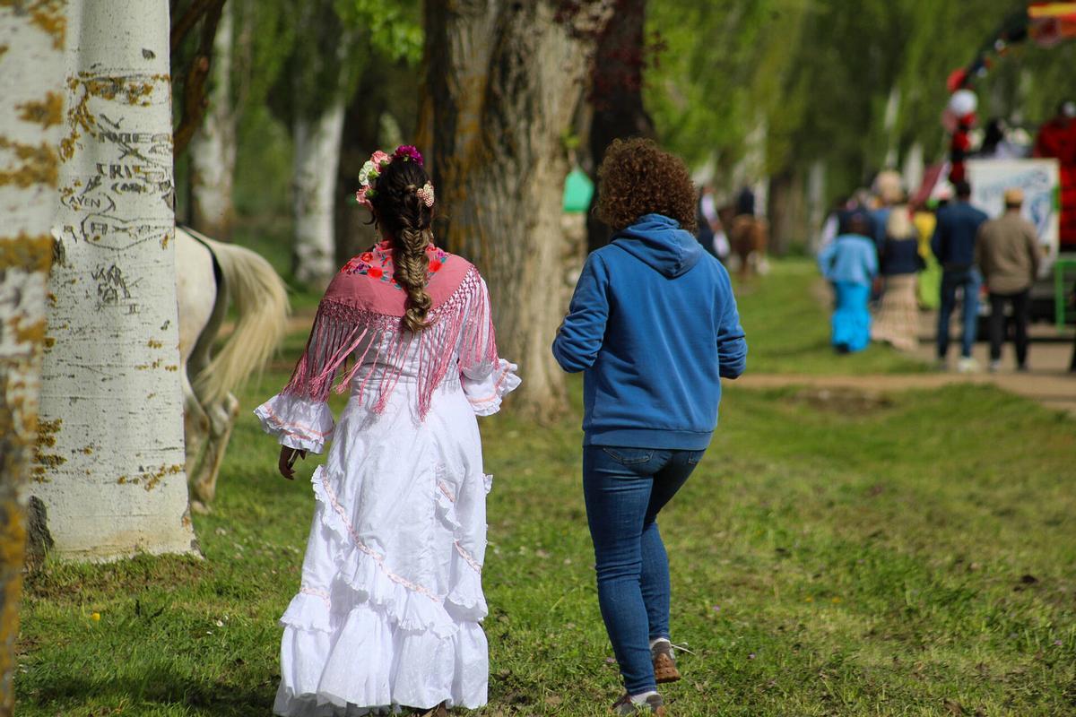 GALERÍA | Villaralbo baila por Sevillanas