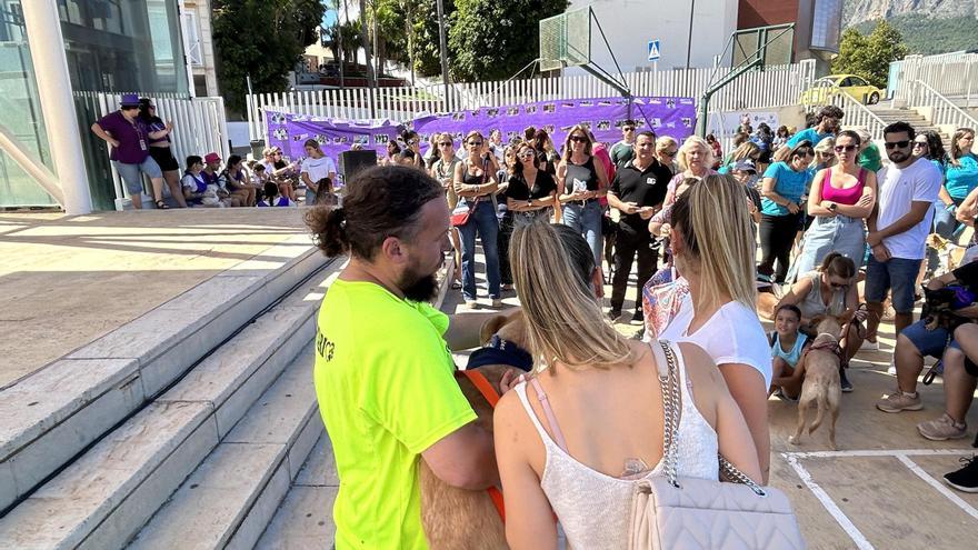 Más de 2.000 personas asisten a la I Feria de Adopción Animal de La Nucia