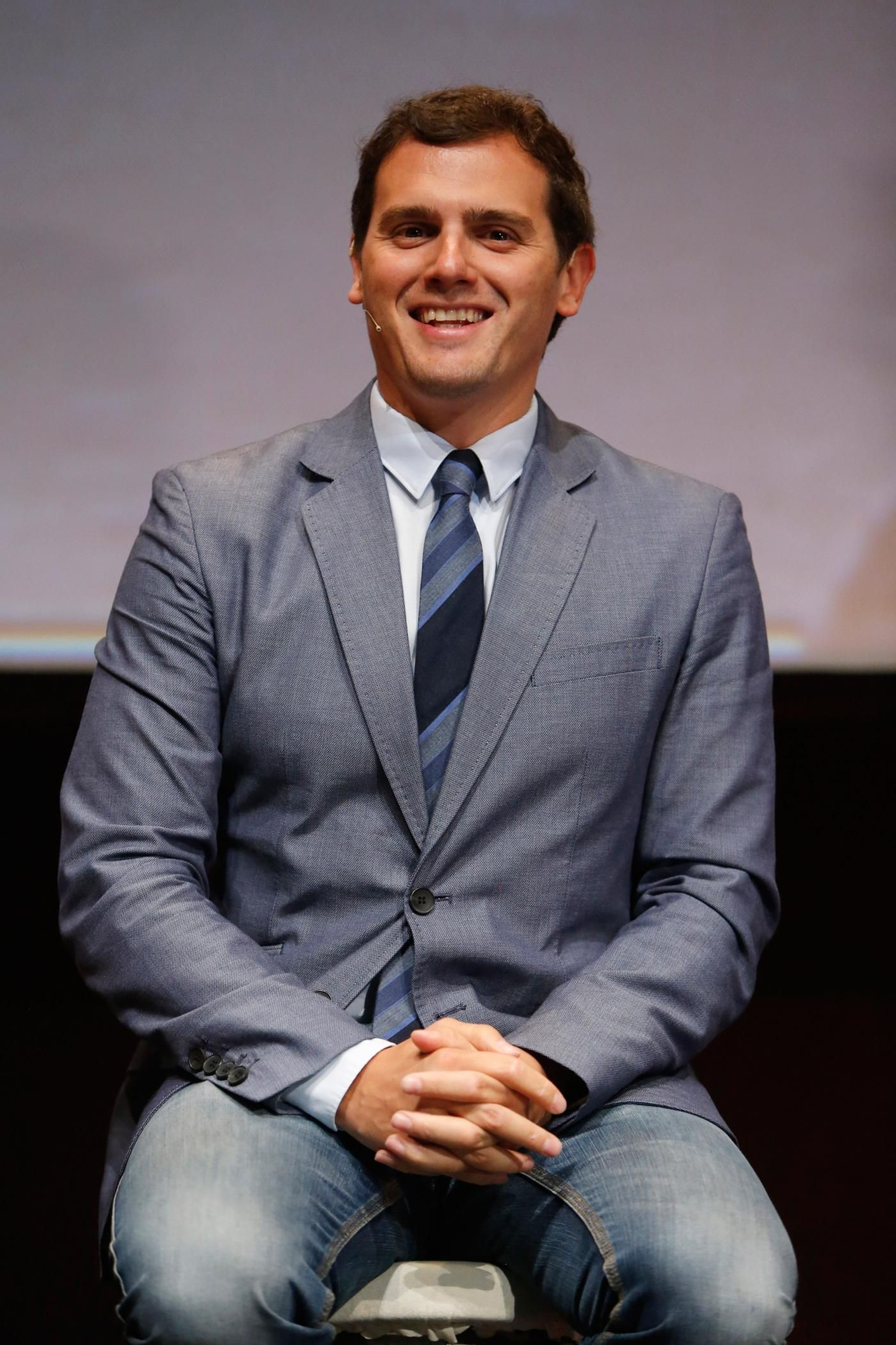 Albert Rivera con traje gris