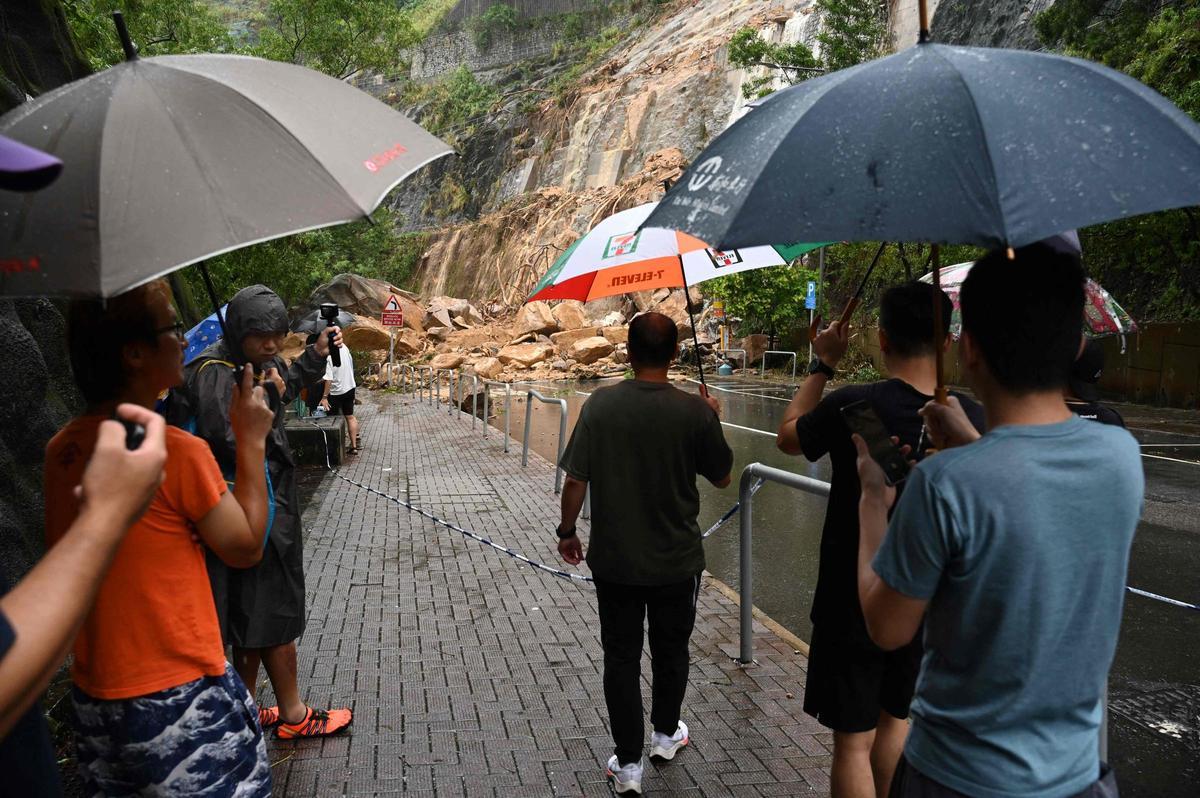 Hong Kong, gravemente inundado en el mayor temporal en 140 años