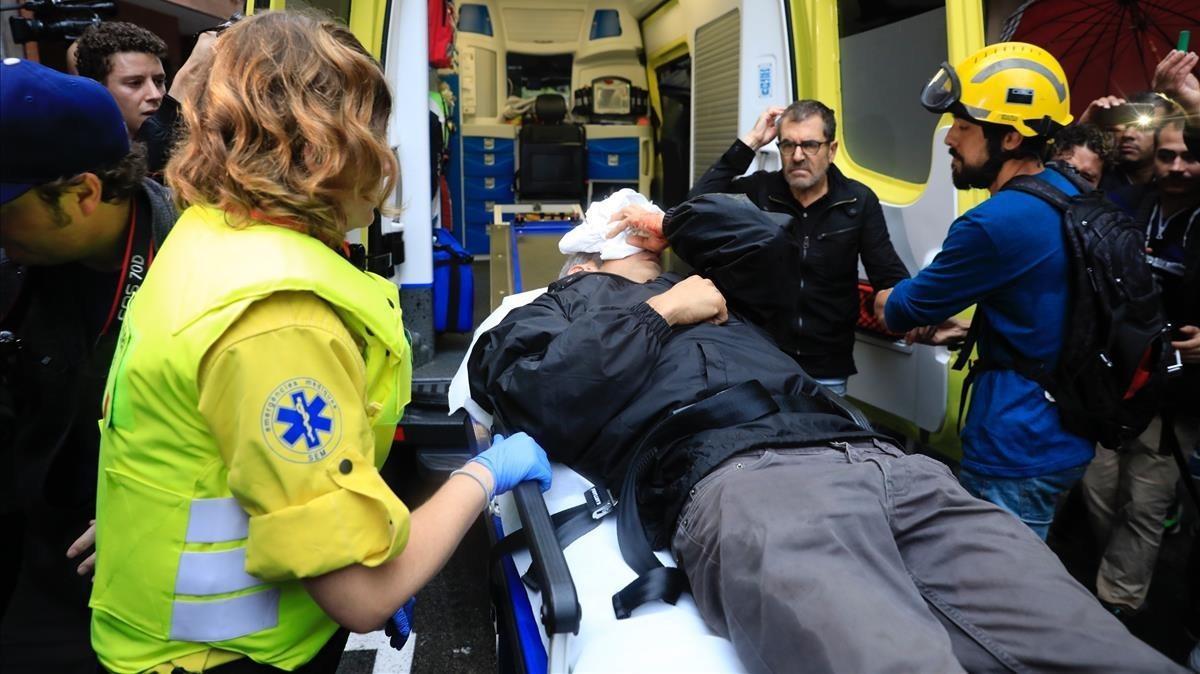 zentauroepp40366717 barcelona 01 09 2017 referendum 1 o policia nacional en la e171001105319