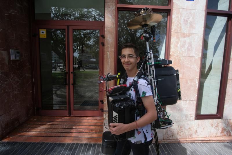 Las Palmas de Gran Canaria. Efrén, el hombre orquesta  | 26/02/2020 | Fotógrafo: José Carlos Guerra