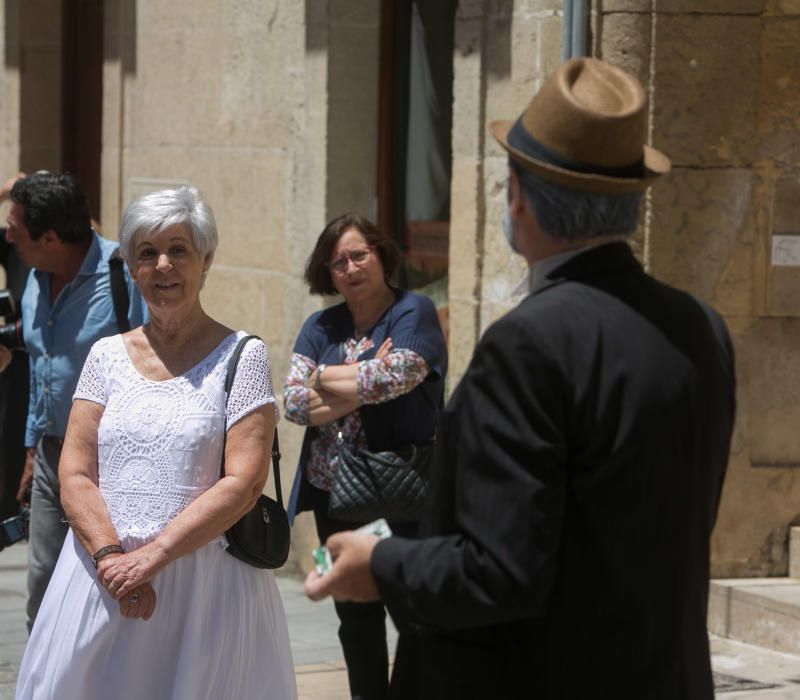 Homenaje a Altamira por el centro de Alicante