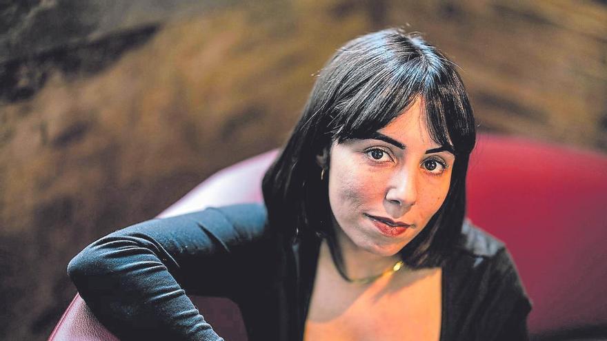 Sara Barquinero, escriptora: "És supernormal que t’agradi el teu professor de la universitat; el problema el té ell, que exerceix la funció pública"
