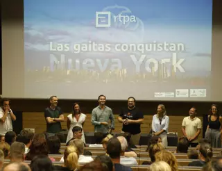 La banda de gaitas estrena el filme de su viaje a Nueva York