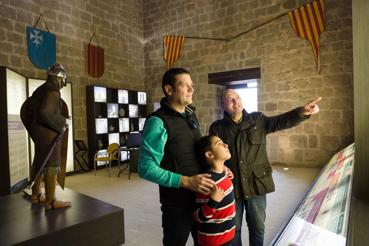 Torreón de Navardún, una joya entre dos fronteras