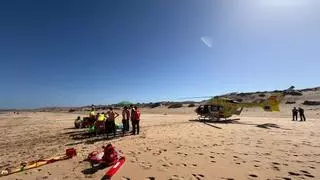 Un surfista de 69 años, evacuado en helicóptero a Gran Canaria tras sufrir un grave accidente en Fuerteventura
