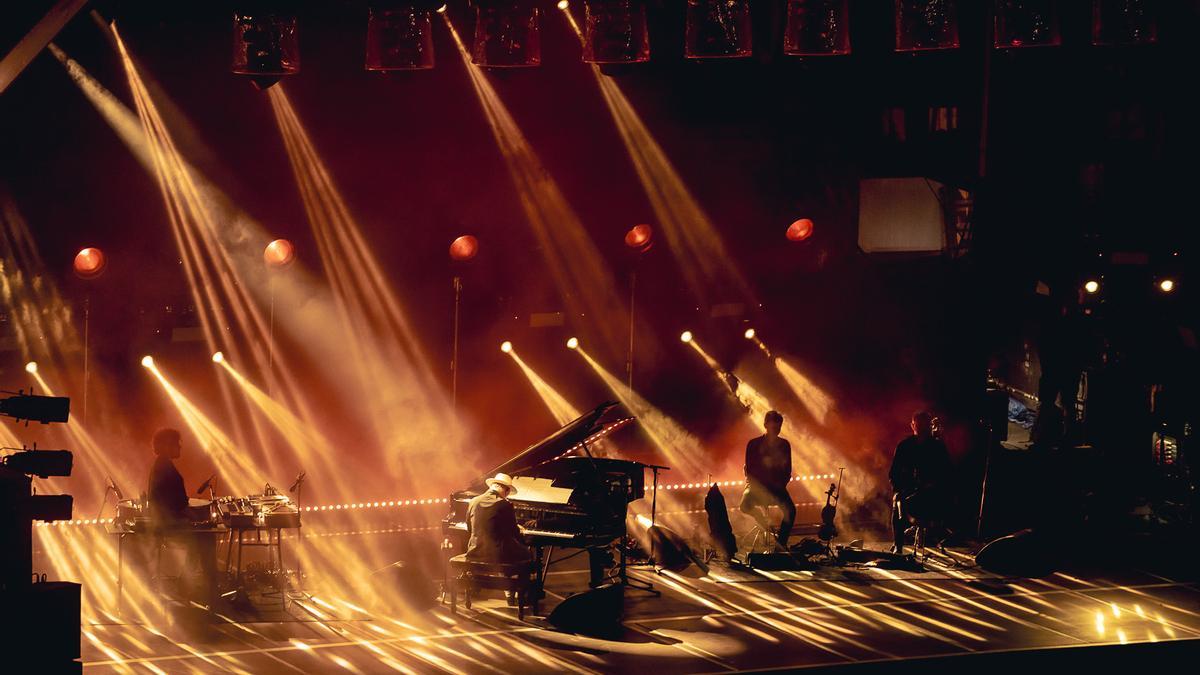 Ludovico Einaudi en el Auditorio Natural de Lanuza durante el concierto del domingo.