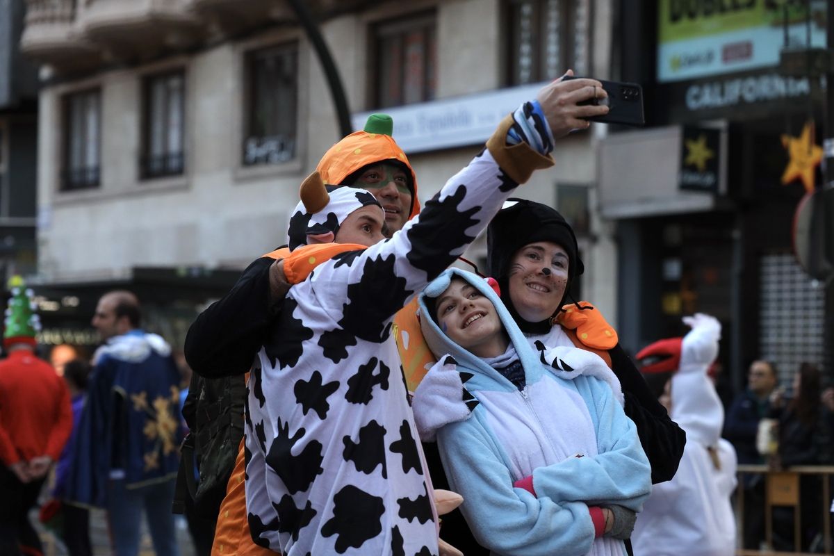 EN IMÁGENES | Zaragoza celebra su decimoctava edición de la San Silvestre