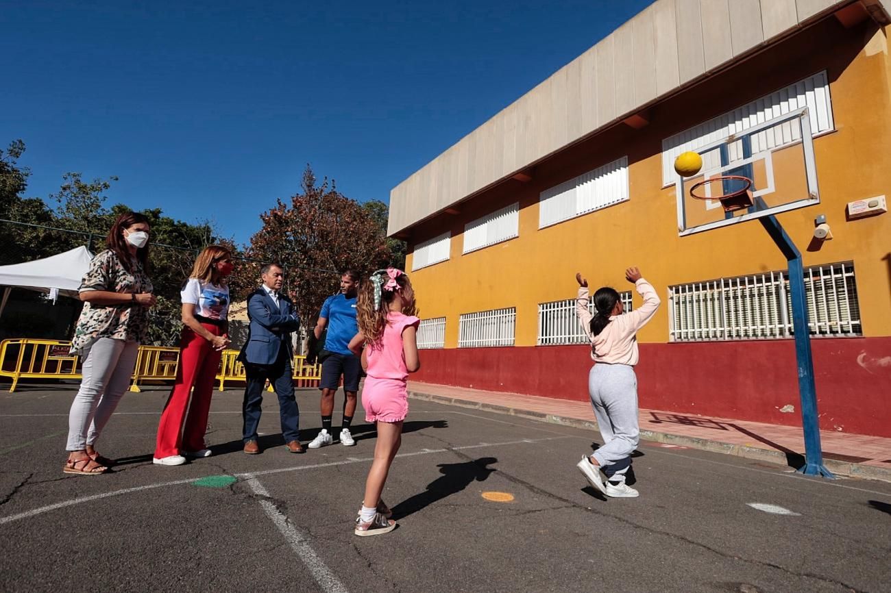 Visita al campamento de verano de Ofra