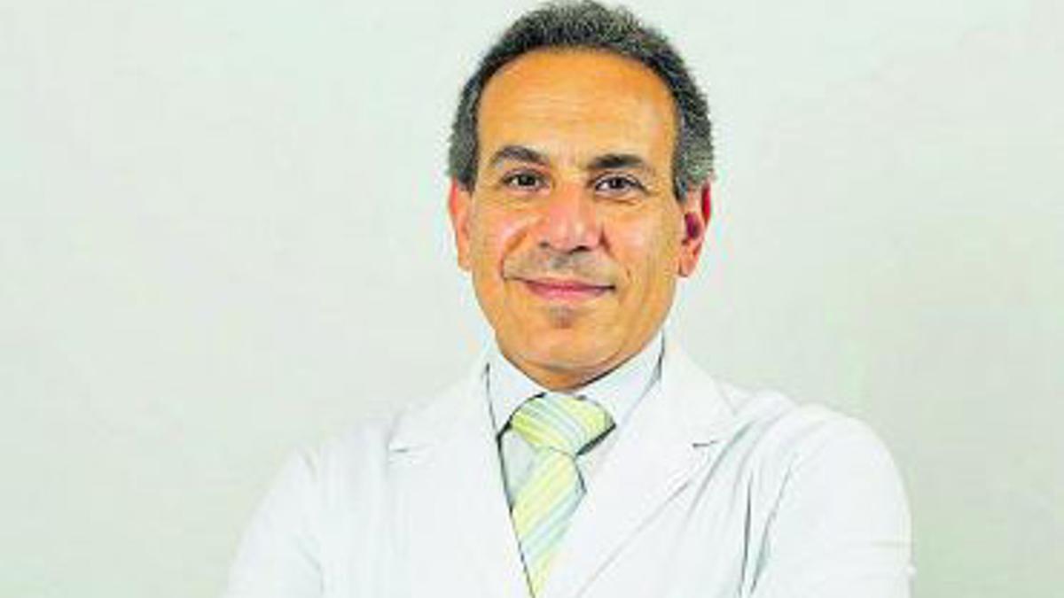 El doctor Nabil Ragaei Kamel, de Quirónsalud Marbella.