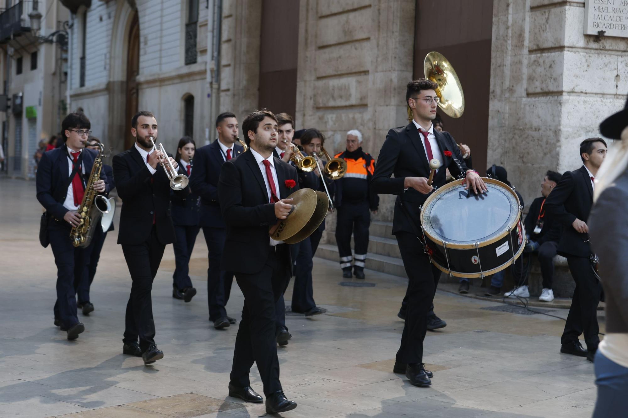 Fallas 2023 | Antología de músicos en la Ofrenda del día 17