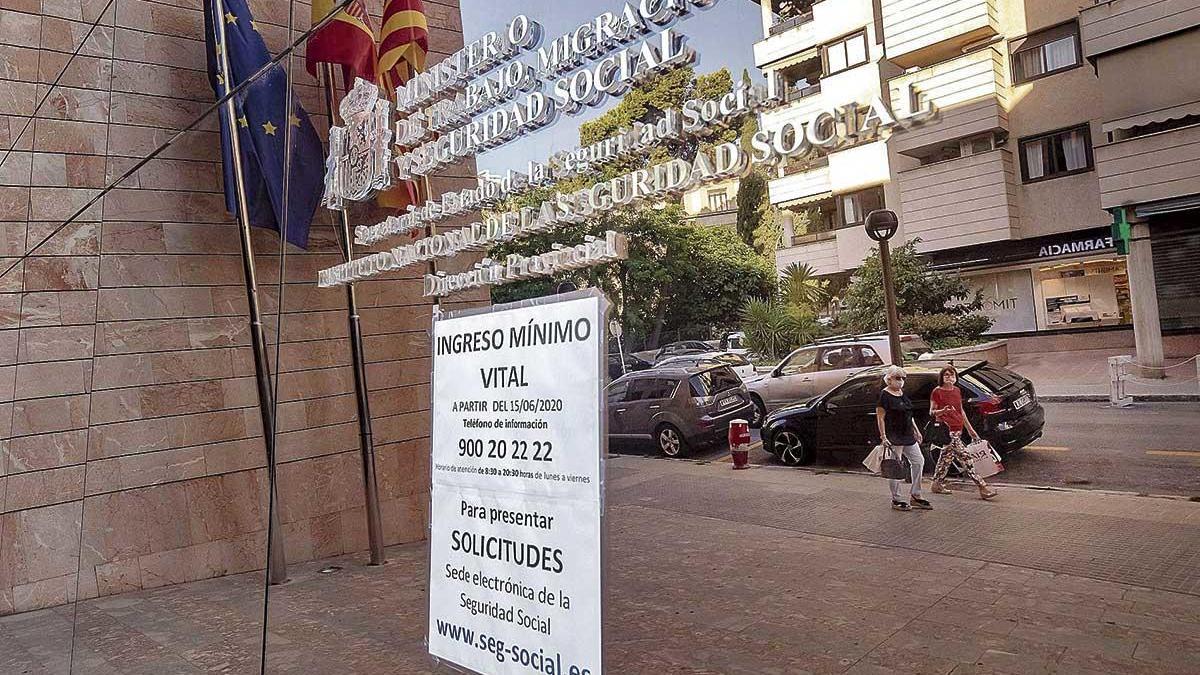 La sede de la Seguridad Social de Palma reabrió sus puertas el pasado jueves tras las quejas ciudadanas.