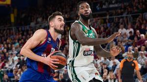 Tomas Satoransky y Mathias Lessort en el Barça - Panathinaikos de la primera vuelta