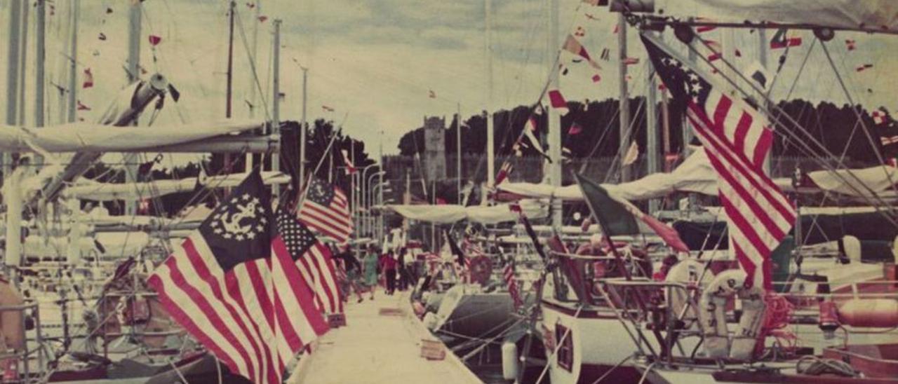 El muelle del Monte Real Club de Yates durante la regata en 1972.  // D.P.