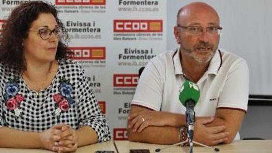 Silvia Montejano y José Luis García, ayer en la sede de Comisiones Obreras.