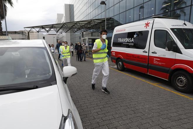 EN IMÁGENES: Así fue el simulacro de incendio en el Hospital Universitario San Agustín de Avilés