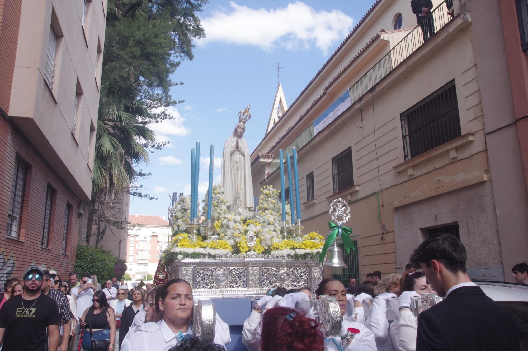 Procesión de la Virgen de Fátima por el barrio de la Trinidad, el domingo 11 de mayo de 2025
