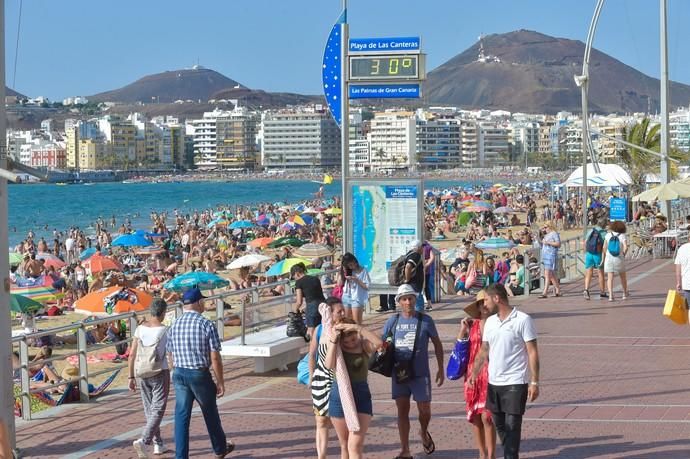 03-08-20218 LAS PALMAS DE GRAN CANARIA. Día de ...