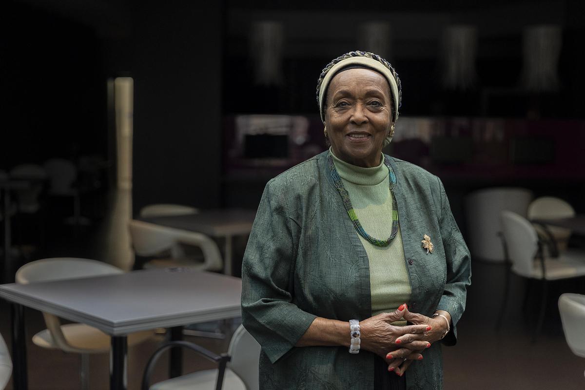 Edna Adan Ismail, exministra de Somalia y activista en contra de la mutilación genital femenina.